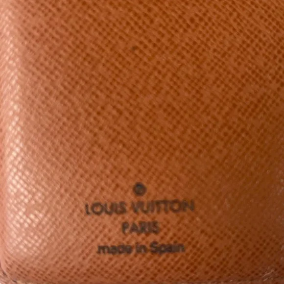 Authentic Louis Vuitton Monogram Agenda PM Day Planner Cover - Picture 5 of 16